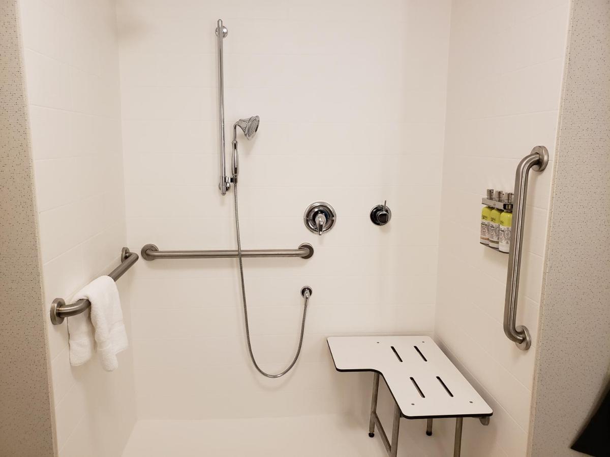 Holiday Inn Express & Suites - Savannah N - Port Wentworth By Ihg Buitenkant foto