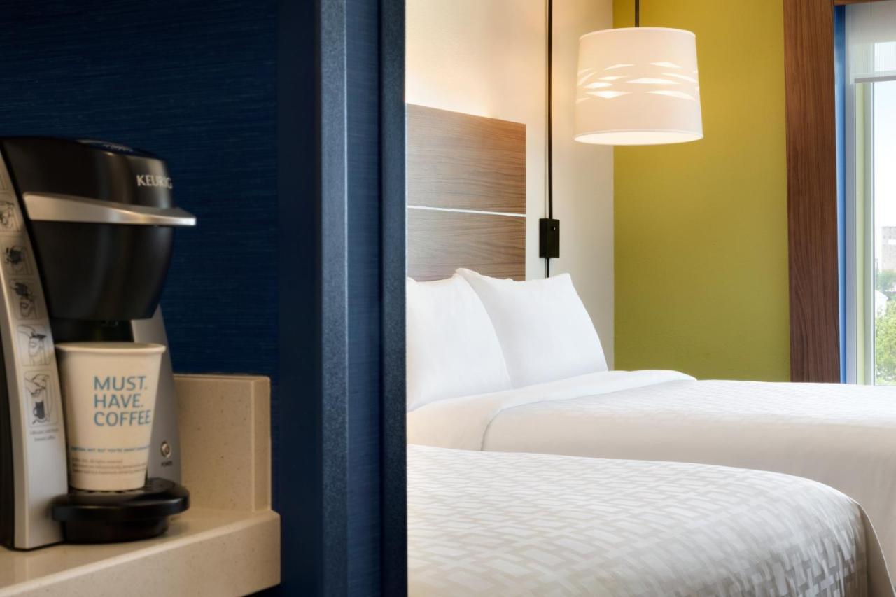 Holiday Inn Express & Suites - Savannah N - Port Wentworth By Ihg Buitenkant foto